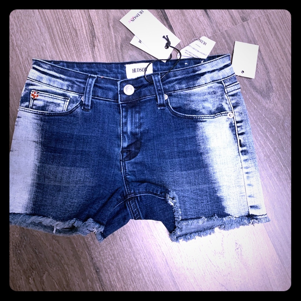 NWT Hudson size 14 stretch jean shorts